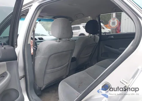 2006 Honda Accord 2.4 Lx z USA, uszkodzony, nr VIN 3HGCM56446G709352